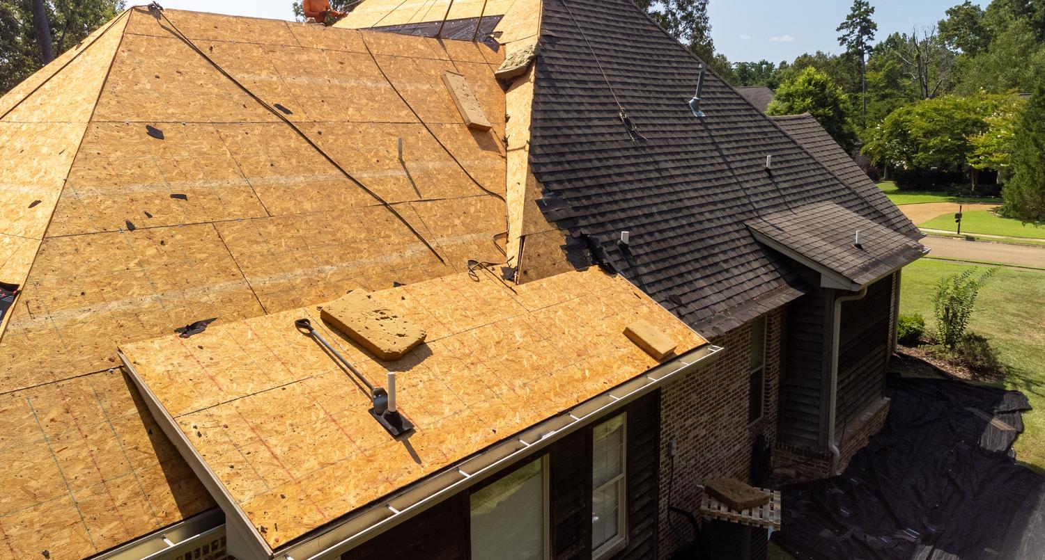 Reliable Roofing Company in Woodbury, MN completing residential roof replacement